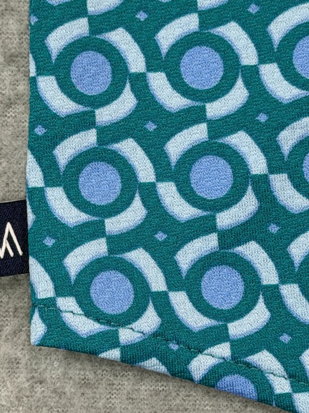Mizzen+Main Halyard Short Sleeve Dress Shirt Teal Kaleidoscope Medium Trim NWT - Picture 11 of 15